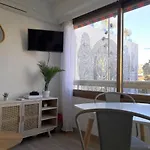 Deux Pieces Climatise Avec Balcon Vieil